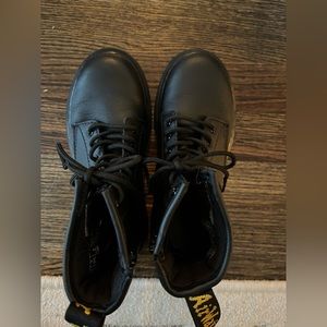 Doc Martens girls size 1-Black